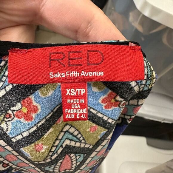 RED Saks Fifth Avenue Ikat Open Kimono Cardigan Lightweight Oversized XS - Picture 6 of 7